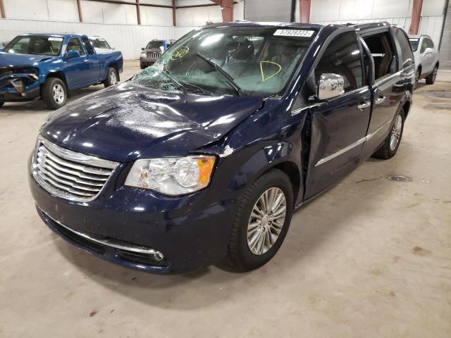 Photo 2 from auction – 2015 CHRYSLER TOWN & COU with VIN 2C4RC1CG3FR573471