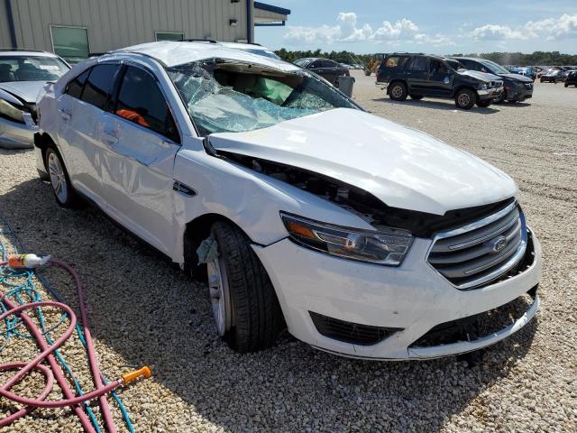 FORD TAURUS SE 2016 with VIN 1FAHP2D88GG155977 - Photo from auction