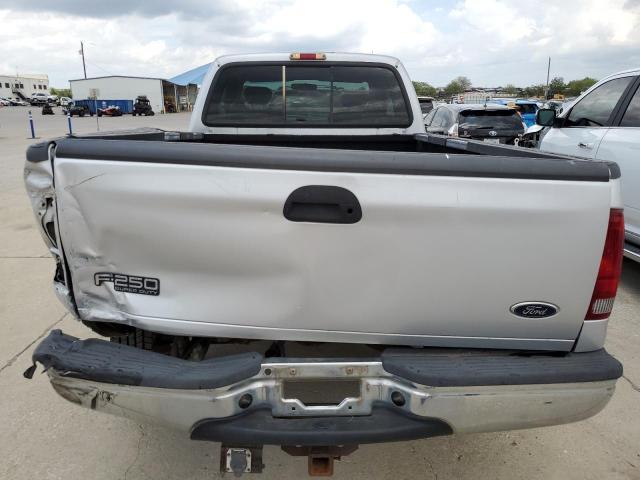 Zdjęcie 6 z aukcji – 2001 FORD F250 SUPER z VIN 1FTNX20L71EB95607
