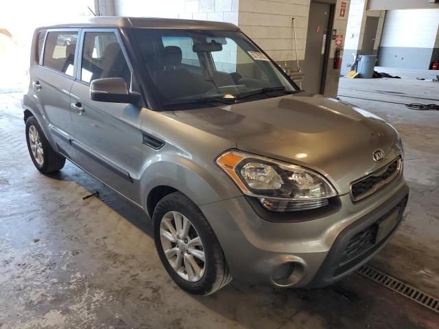 KIA SOUL + 2013 with VIN KNDJT2A62D7608142 - Photo from auction