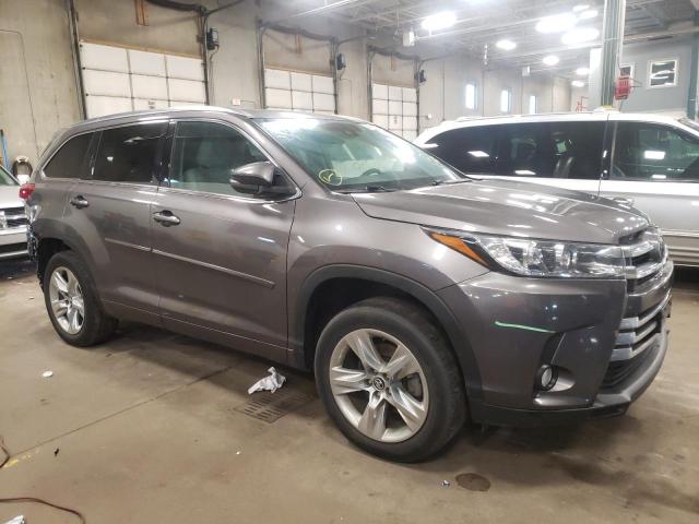TOYOTA HIGHLANDER 2018 with VIN 5TDYZRFH1JS239369 - Photo from auction