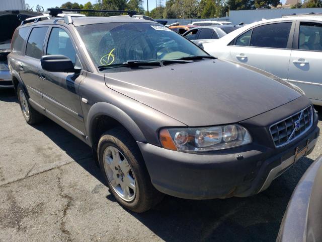VOLVO XC70 2005 with VIN YV1SZ592651183061 - Photo from auction