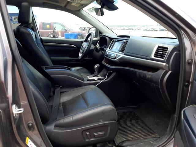 Photo 5 from auction – 2018 TOYOTA HIGHLANDER with VIN 5TDDZRFH8JS906436