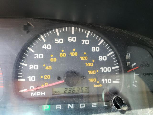 Photo 8 from auction – 2001 TOYOTA 4RUNNER LI with VIN JT3GN87R710205856