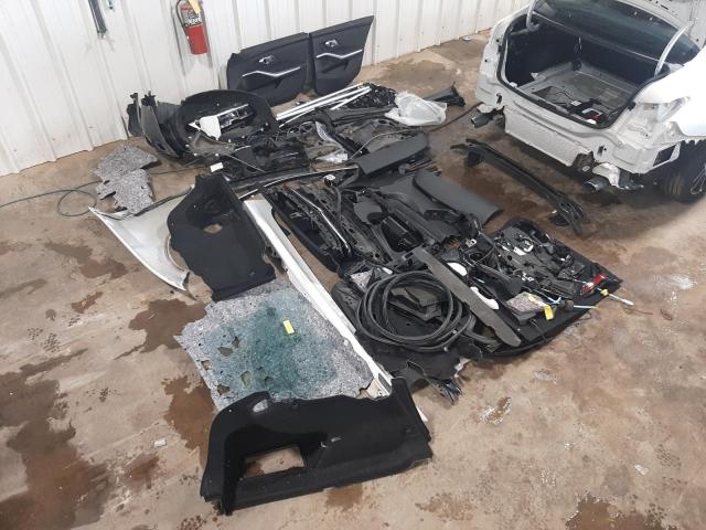 Photo 9 from auction – 2019 BMW 330XI with VIN WBA5R7C50KAJ87343