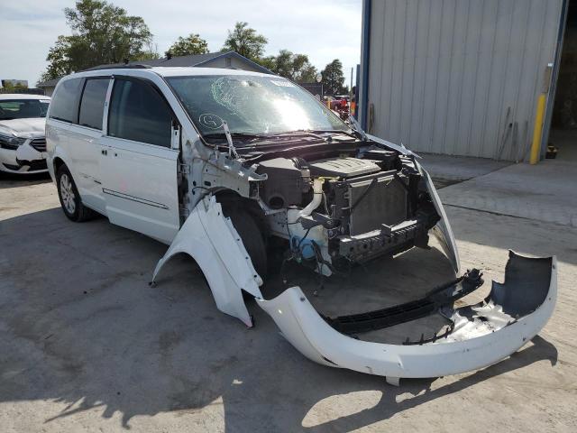 CHRYSLER TOWN & COU 2014 with VIN 2C4RC1BG2ER111287 - Photo from auction