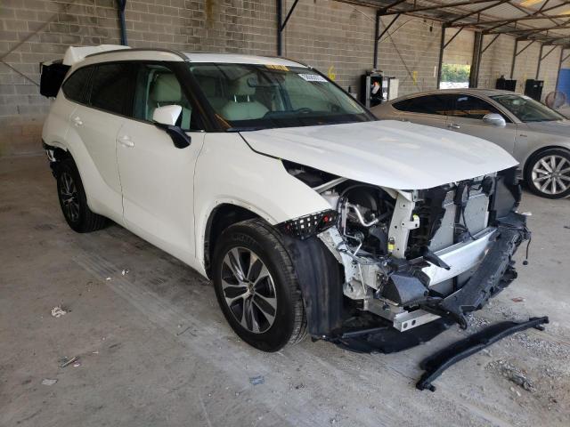 TOYOTA HIGHLANDER 2021 with VIN 5TDGZRAH9MS527387 - Photo from auction