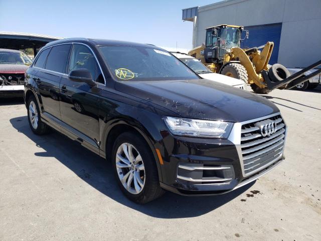AUDI Q7 PREMIUM 2017 z numerem VIN WA1LAAF71HD037528 - Zdjęcie z aukcji