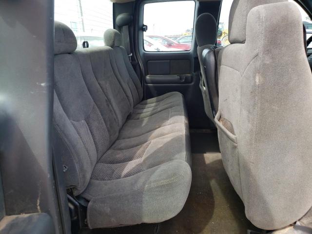 Photo 6 from auction – 2003 CHEVROLET SILVERADO with VIN 2GCEC19TX31333685
