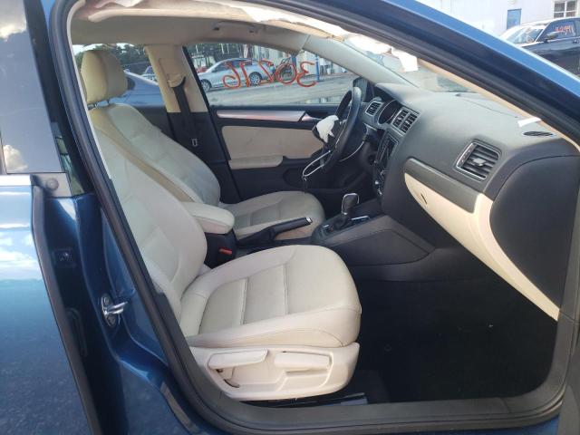 Photo 5 from auction – 2017 VOLKSWAGEN JETTA SE with VIN 3VWDB7AJ6HM378731