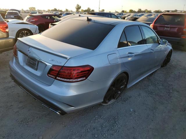 Photo 9 from auction – 2014 MERCEDES-BENZ E 63 AMG with VIN WDDHF9CB9EA889682