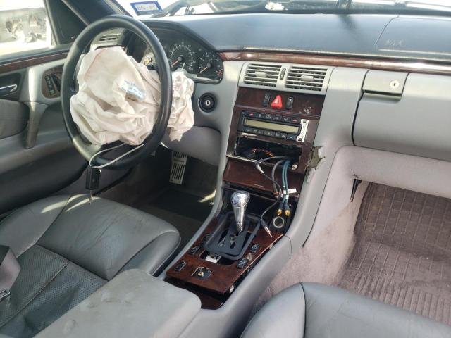 Photo 9 from auction – 1996 MERCEDES-BENZ E 320 with VIN WDBJF55F7TJ019073