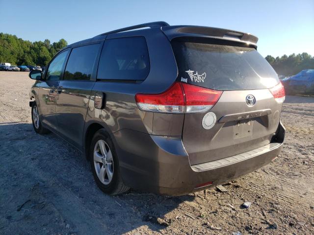 Photo 3 from auction – 2011 TOYOTA SIENNA LE with VIN 5TDKK3DC5BS109482