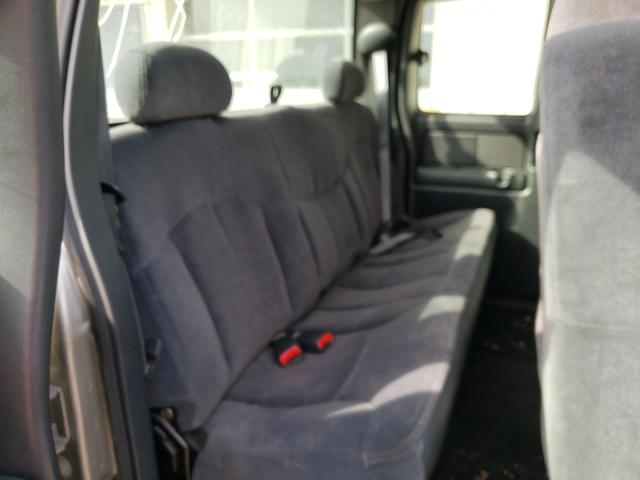 Photo 6 from auction – 2001 CHEVROLET SILVERADO with VIN 2GCEK19TX11100891