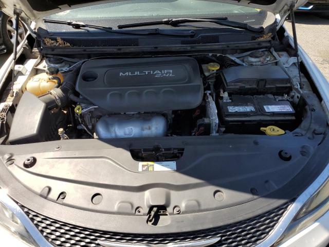 Photo 7 from auction – 2015 CHRYSLER 200 LIMITE with VIN 1C3CCCAB7FN570874