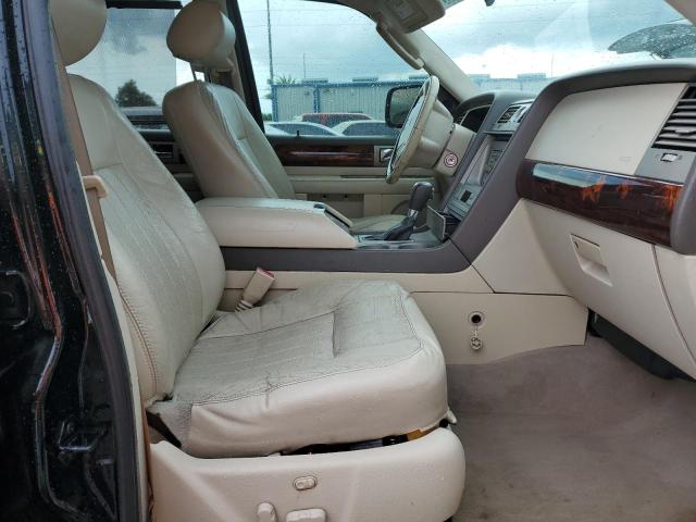 Photo 5 from auction – 2004 LINCOLN NAVIGATOR with VIN 5LMFU27R94LJ34257