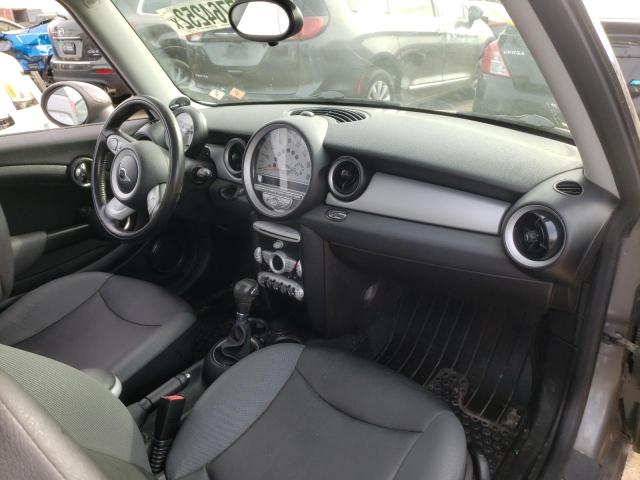 Photo 9 from auction – 2010 MINI COOPER with VIN WMWMF3C50ATZ62045