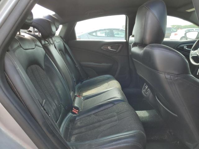 Photo 6 from auction – 2015 CHRYSLER 200 S with VIN 1C3CCCBBXFN721771