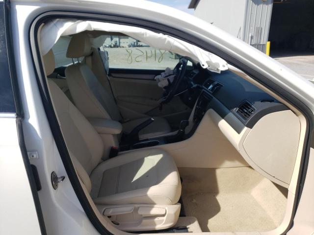 Photo 5 from auction – 2015 VOLKSWAGEN PASSAT SE with VIN 1VWBT7A3XFC024926