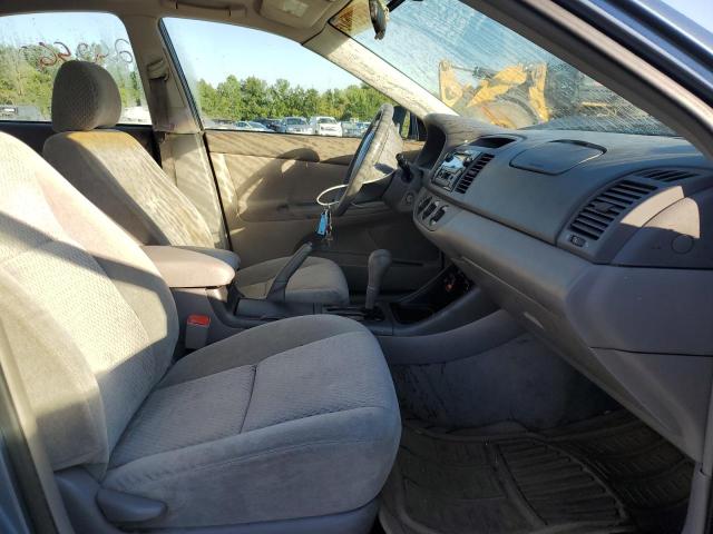Photo 5 from auction – 2004 TOYOTA CAMRY LE with VIN 4T1BE32KX4U846172