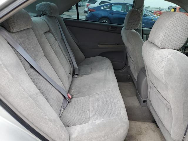 Photo 6 from auction – 2004 TOYOTA CAMRY LE with VIN 4T1BF32K74U569008
