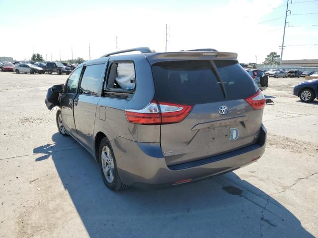 Photo 3 from auction – 2017 TOYOTA SIENNA LE with VIN 5TDKZ3DC5HS774015