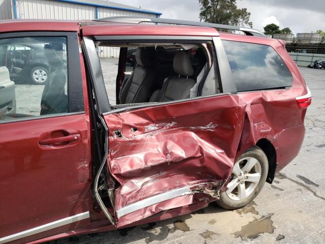 Photo 9 from auction – 2015 TOYOTA SIENNA LE with VIN 5TDKK3DC5FS669993