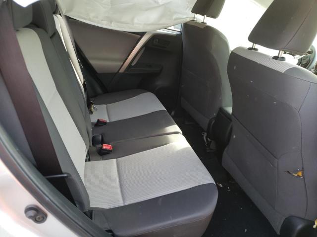 Photo 6 from auction – 2015 TOYOTA RAV4 LE with VIN JTMZFREV6FJ047468