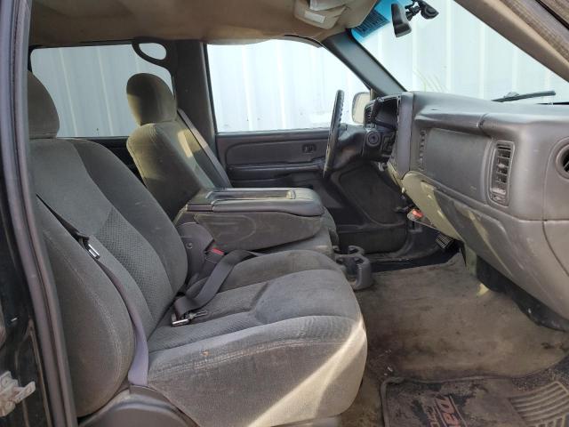 Photo 5 from auction – 2004 CHEVROLET SILVERADO with VIN 1GCGK23UX4F230165