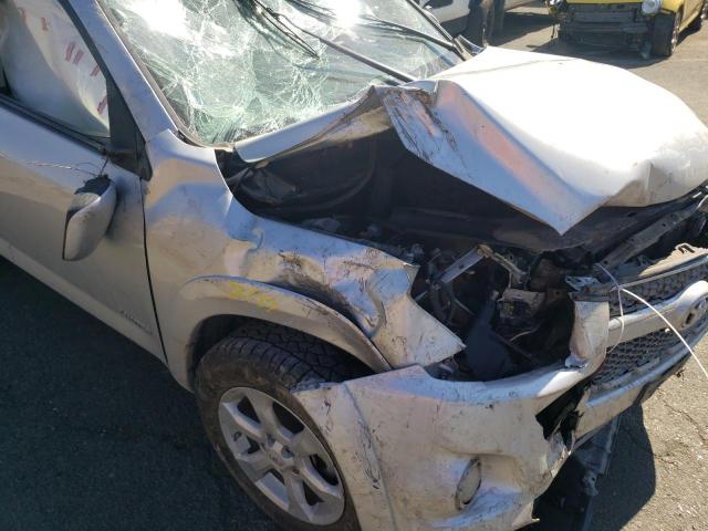 Photo 9 from auction – 2011 TOYOTA RAV4 LIMIT with VIN 2T3DK4DVXBW042201