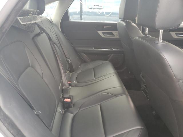 Photo 6 from auction – 2018 JAGUAR XF with VIN SAJBR4FX2JCY61708