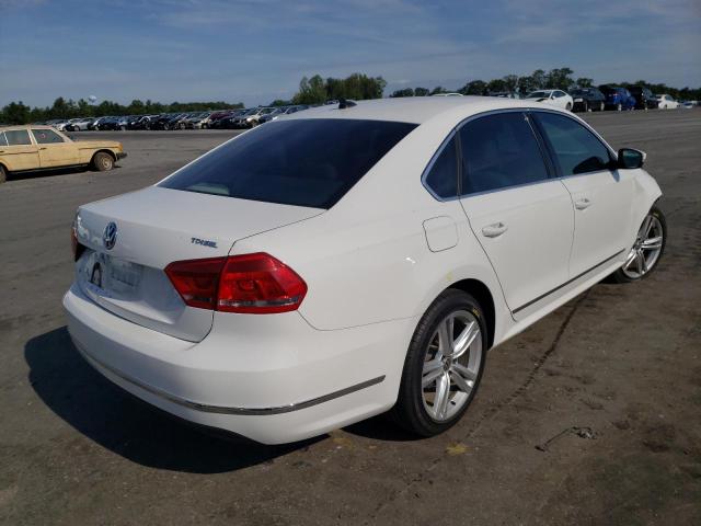 Photo 4 from auction – 2015 VOLKSWAGEN PASSAT SEL with VIN 1VWCV7A33FC100596