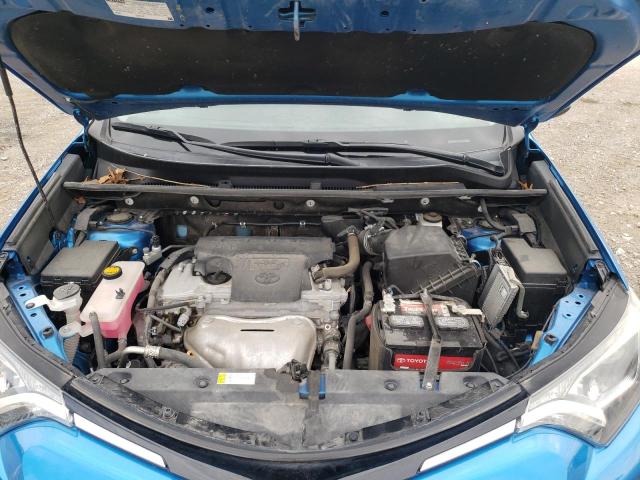 Photo 7 from auction – 2018 TOYOTA RAV4 LE with VIN 2T3BFREV0JW758613