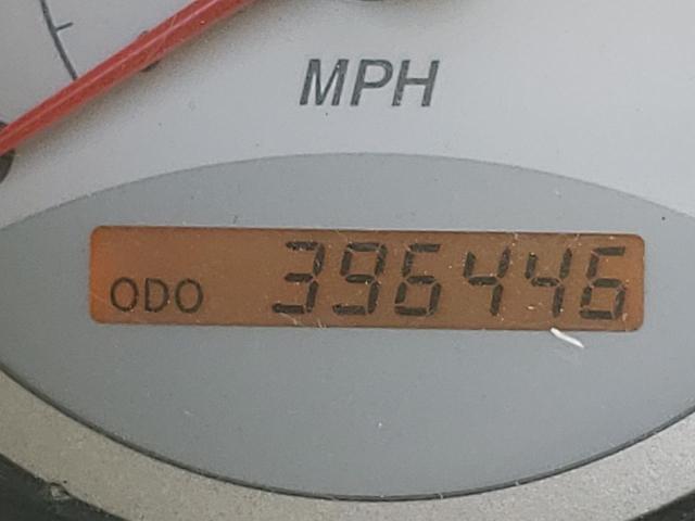 Photo 8 from auction – 2004 TOYOTA RAV4 with VIN JTEGD20V340004183