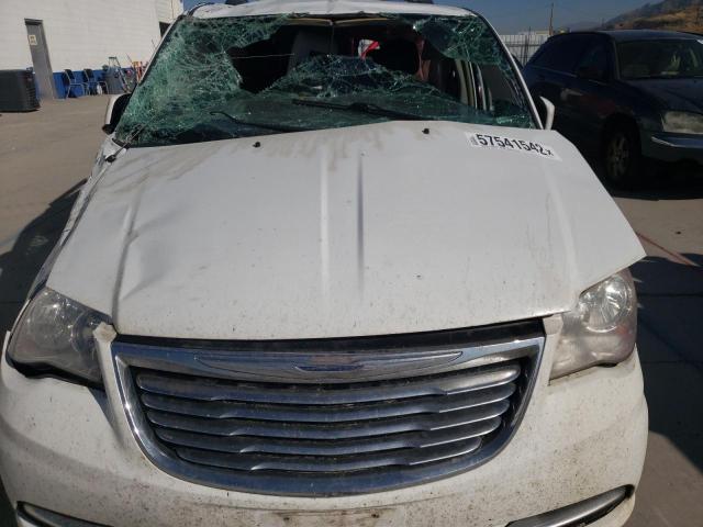 Photo 7 from auction – 2014 CHRYSLER TOWN & COU with VIN 2C4RC1BG6ER444124
