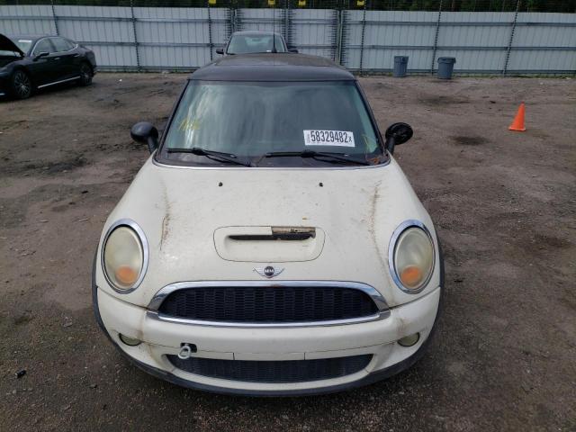 Photo 9 from auction – 2009 MINI COOPER S with VIN WMWMF735X9TW85228
