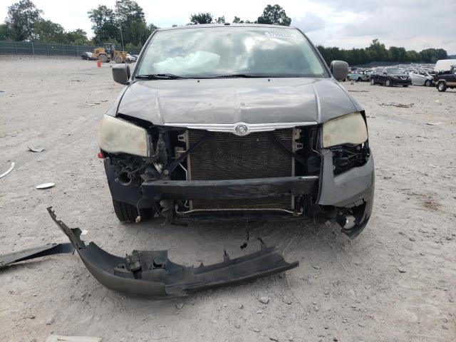 Photo 9 from auction – 2010 CHRYSLER TOWN & COU with VIN 2A4RR5D14AR299717