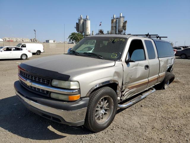 Photo 2 from auction – 2002 CHEVROLET SILVERADO with VIN 2GCEC19T021410255