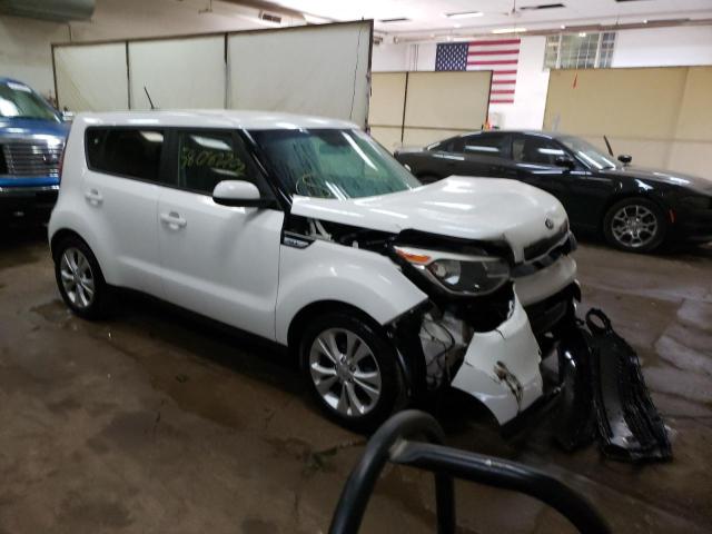 KIA SOUL + 2016 with VIN KNDJP3A56G7250386 - Photo from auction