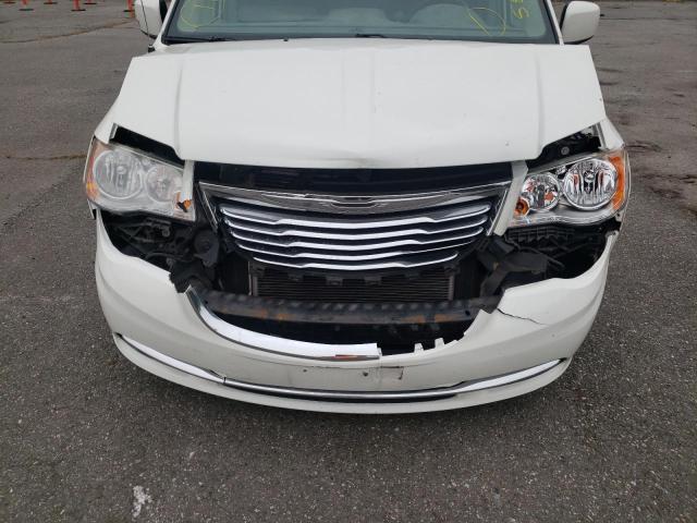 Photo 9 from auction – 2012 CHRYSLER TOWN & COU with VIN 2C4RC1BG3CR422935