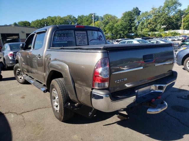 Photo 3 from auction – 2015 TOYOTA TACOMA DOU with VIN 3TMLU4EN2FM202244