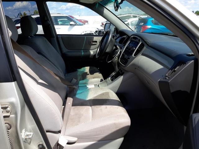 Photo 5 from auction – 2005 TOYOTA HIGHLANDER with VIN JTEGD21A050115688