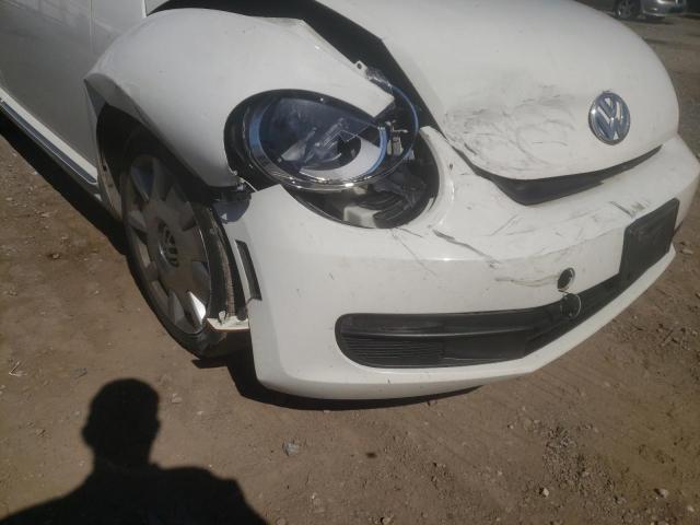 Photo 9 from auction – 2013 VOLKSWAGEN BEETLE with VIN 3VWJP7AT8DM611492