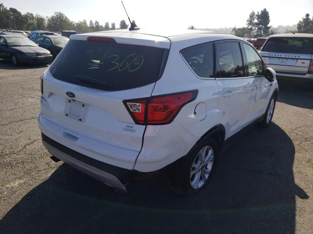 Photo 4 from auction – 2019 FORD ESCAPE SE with VIN 1FMCU0GDXKUB10068