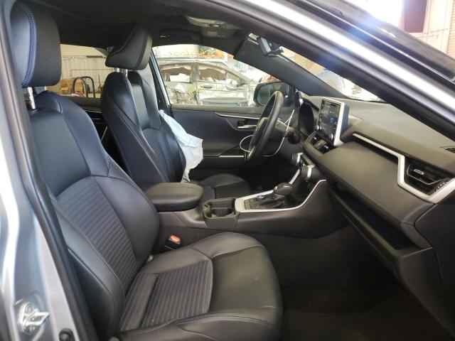 Photo 5 from auction – 2019 TOYOTA RAV4 XSE with VIN 2T3EWRFV5KW034848