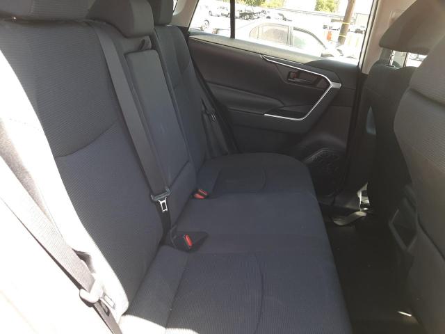 Photo 6 from auction – 2019 TOYOTA RAV4 LE with VIN 2T3H1RFV7KW010790