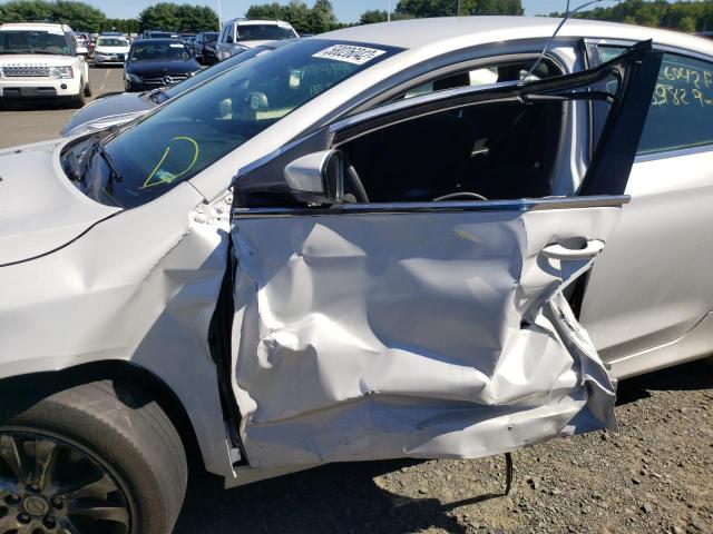 Photo 9 from auction – 2015 CHRYSLER 200 LIMITE with VIN 1C3CCCABXFN599835