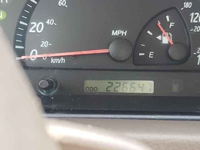 Photo 8 from auction – 2003 TOYOTA CAMRY LE with VIN 4T1BE32K83U144558