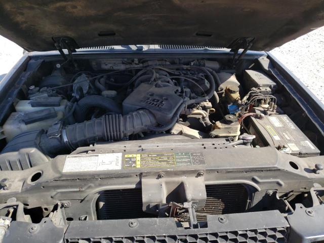 Photo 7 from auction – 2002 FORD EXPLORER S with VIN 1FMZU67E82UC82296