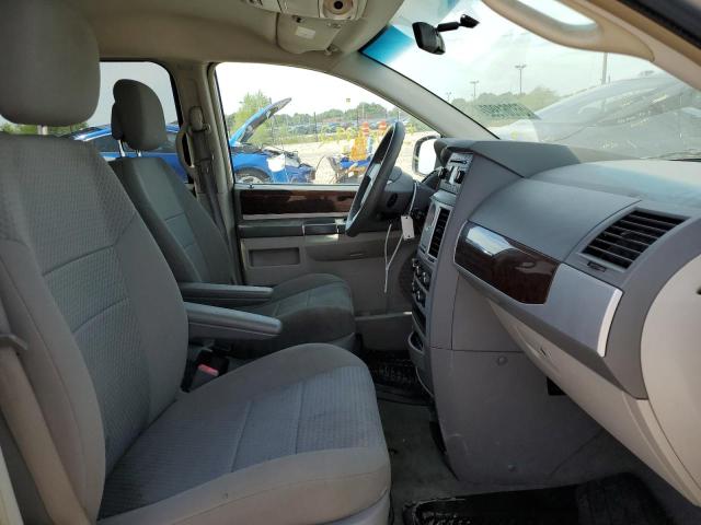 Photo 5 from auction – 2010 CHRYSLER TOWN & COU with VIN 2A4RR5D17AR494601